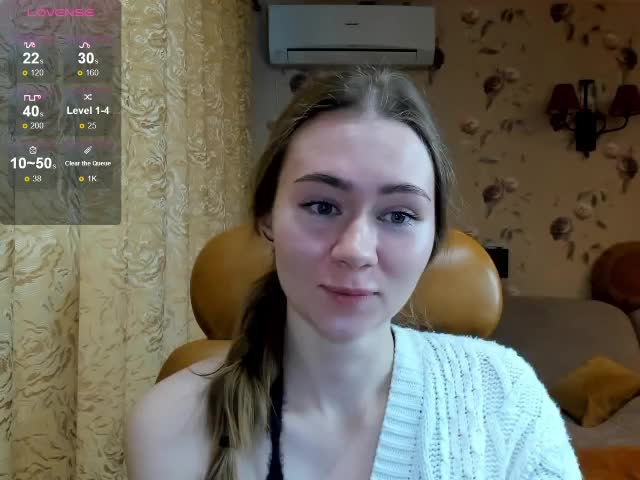 MadeleineEvans Cam Model Chat October 10, 2025