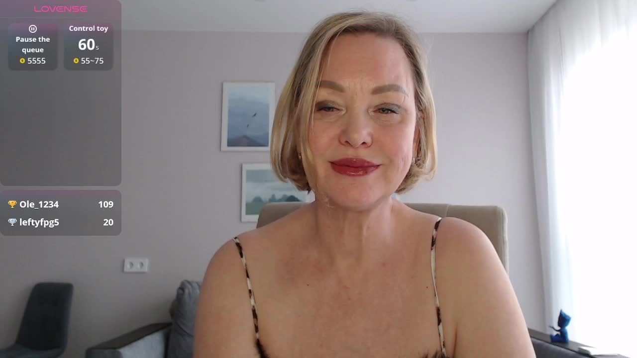 ILUBOVE Cam Model Chat October 10, 2025