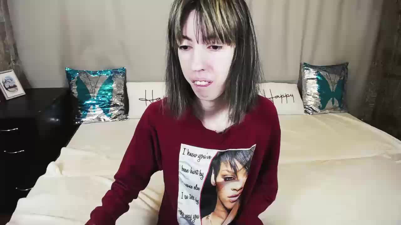 Unusual-G Cam Model Chat October 10, 2025