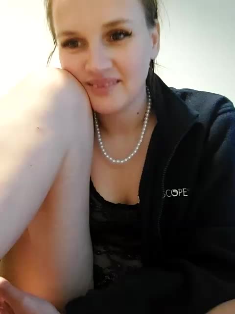 LisaLovHoney Cam Model Chat October 10, 2025