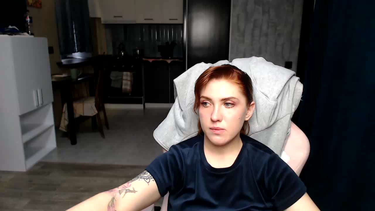 Regimasmile Cam Model Chat October 10, 2025