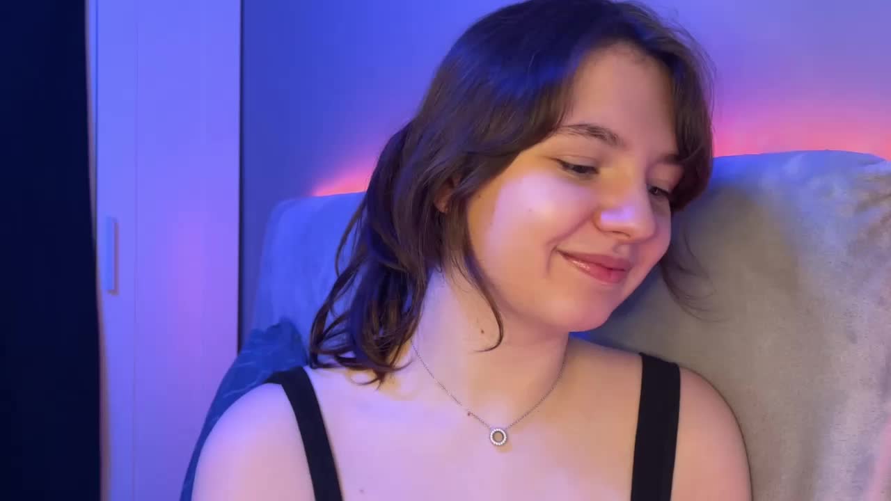 AlisaRichGold Cam Model Chat October 10, 2025