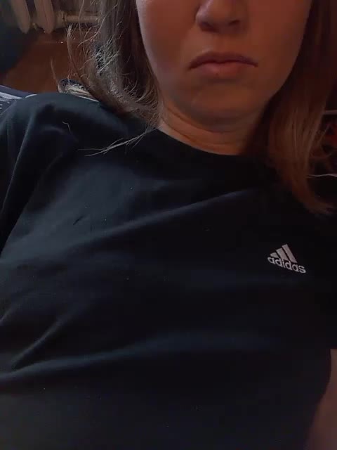 Lena-33 Cam Model Chat October 10, 2025