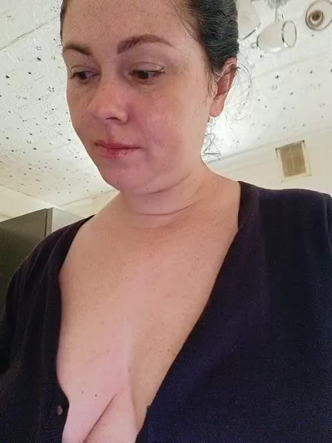 Maluska-Lapyla Cam Model Chat October 10, 2025