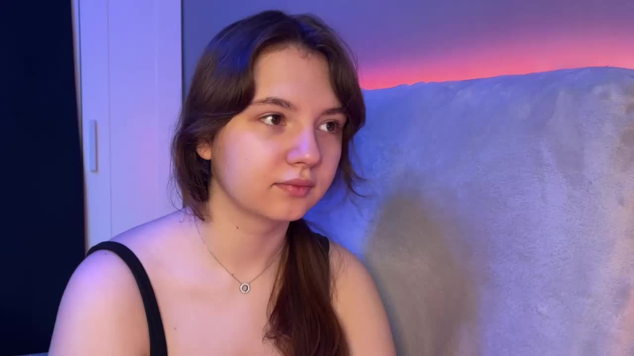 AlisaRichGold Cam Model Chat October 10, 2025