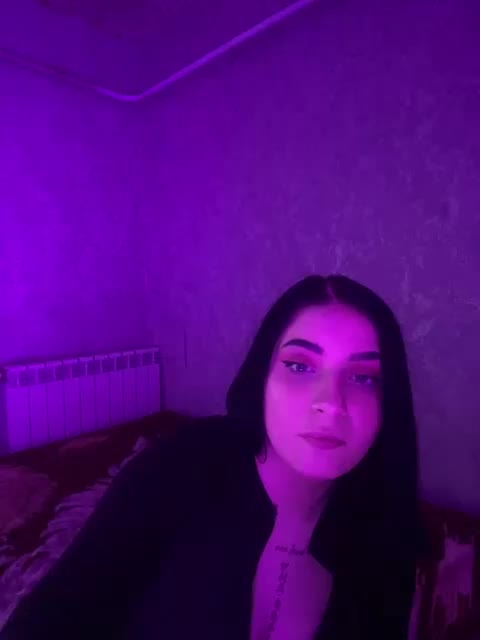 Aliska22 Cam Model Chat October 10, 2025