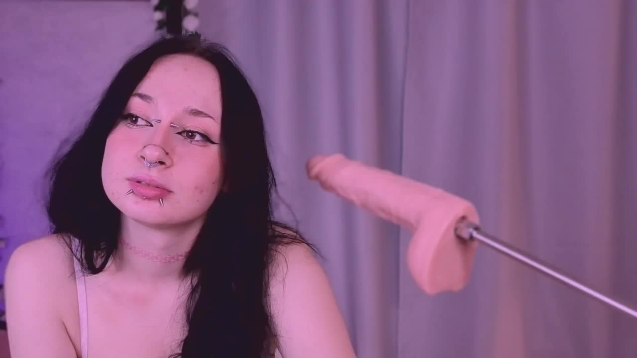 Juicy-Vikki Cam Model Chat October 10, 2025