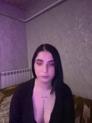 Aliska22 Cam Model Chat October 10, 2025