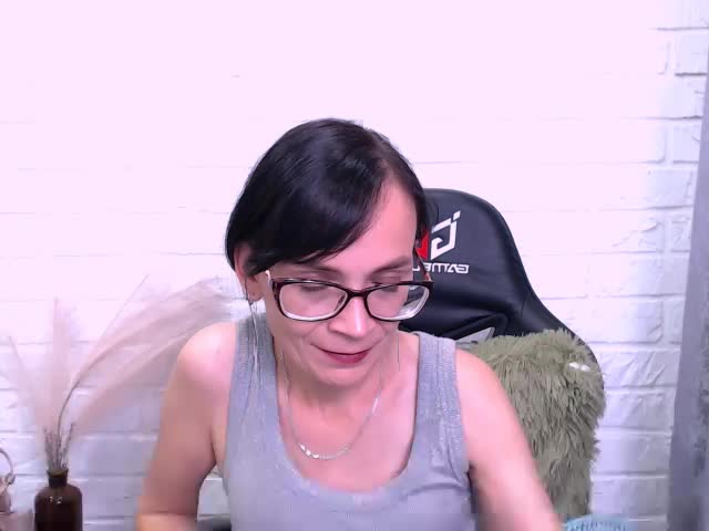 DarkOpiumX Cam Model Chat October 10, 2025