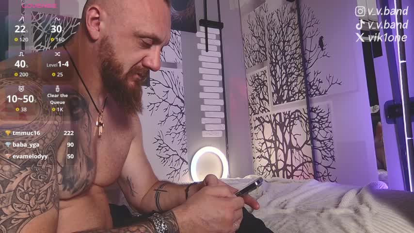 niki7377 Cam Model Chat October 10, 2025