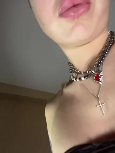 Lina69Femdom Cam Model Chat October 10, 2025