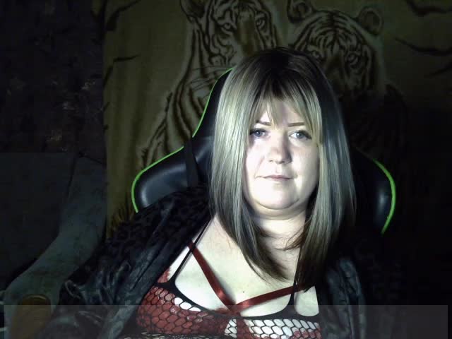 SanLuna Cam Model Chat October 10, 2025