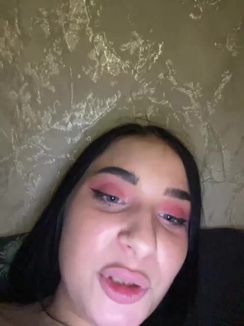 Aliska22 Cam Model Chat October 10, 2025