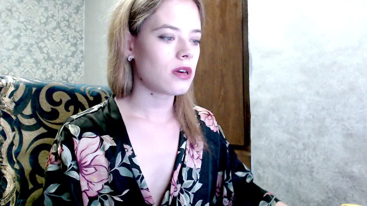 DanaXSmile Cam Model Chat October 10, 2025