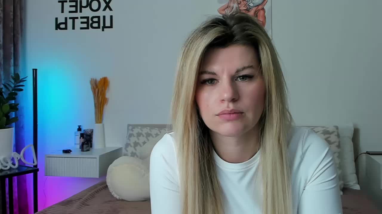 AlexaX7 Cam Model Chat October 10, 2025