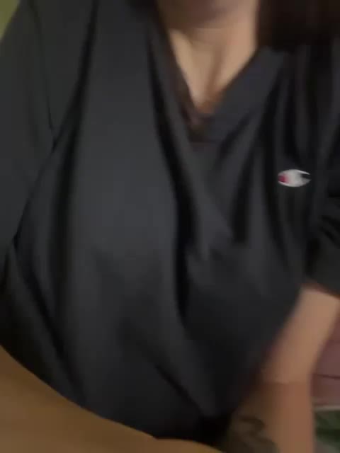 Angelochek Cam Model Chat October 10, 2025