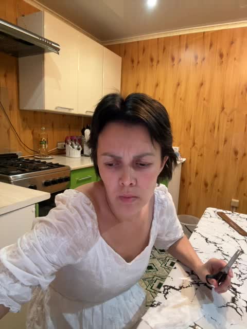 vik77777A Cam Model Chat October 10, 2025