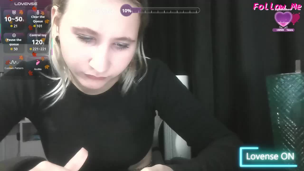 Christina-5 Cam Model Chat October 10, 2025