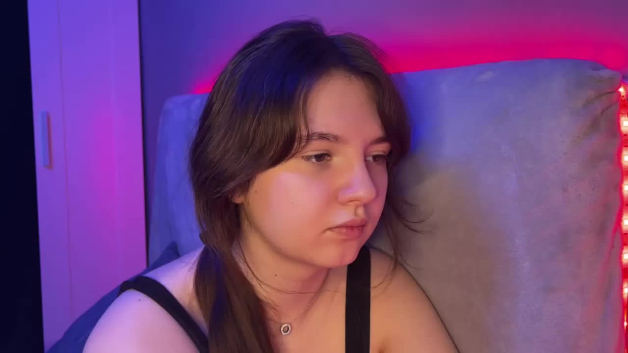 AlisaRichGold Cam Model Chat October 10, 2025