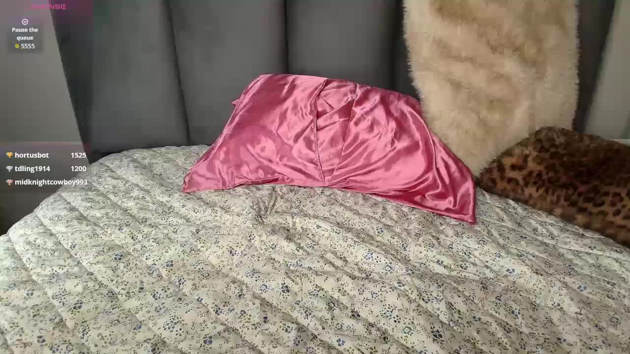 Pinkie-Pie Cam Model Chat October 10, 2025