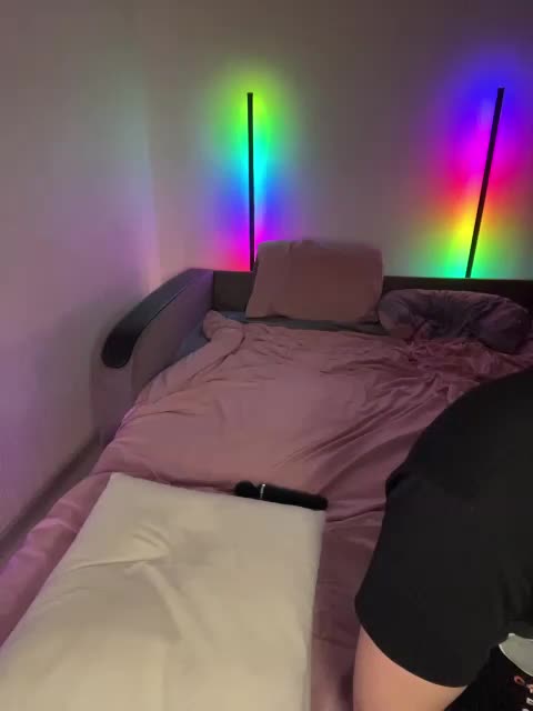 Karina_Love Cam Model Chat October 10, 2025