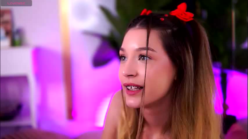 evawarenn Cam Model Chat October 10, 2025