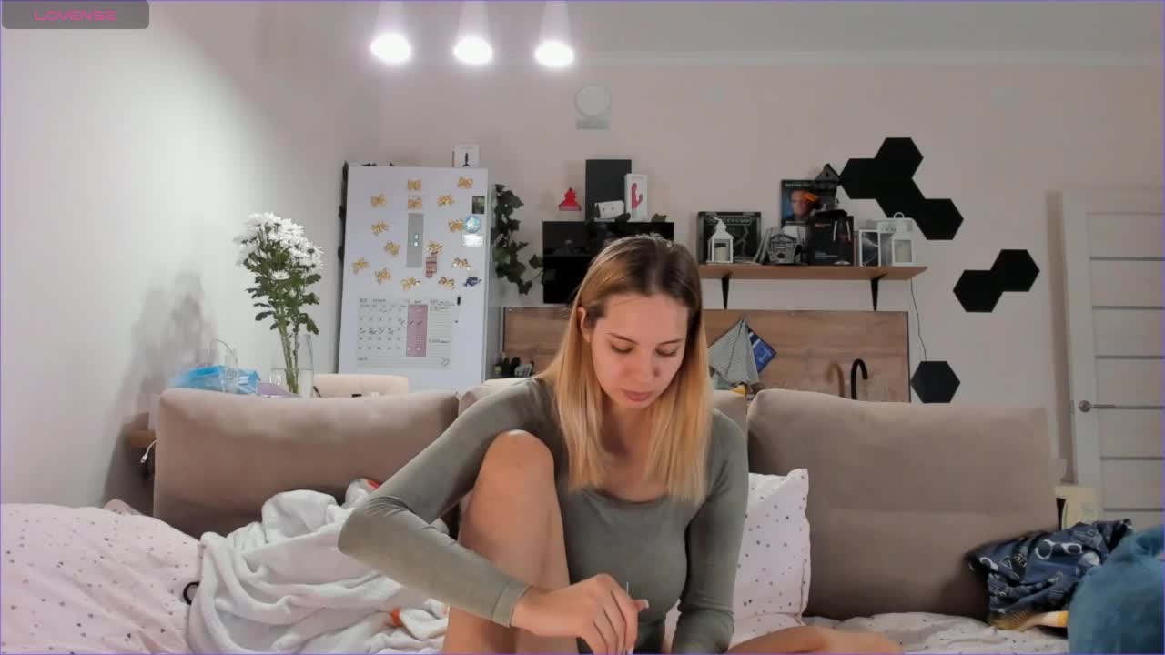 FindMyGSpot Cam Model Chat October 10, 2025