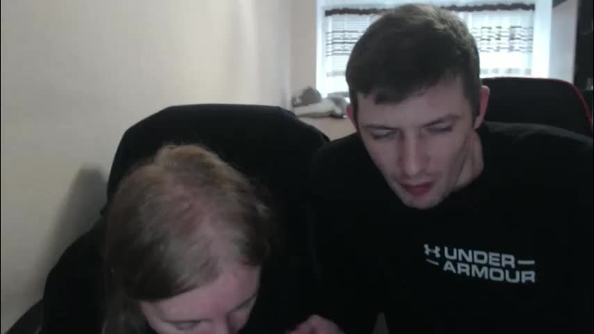 jenisandpeter Cam Model Chat October 10, 2025