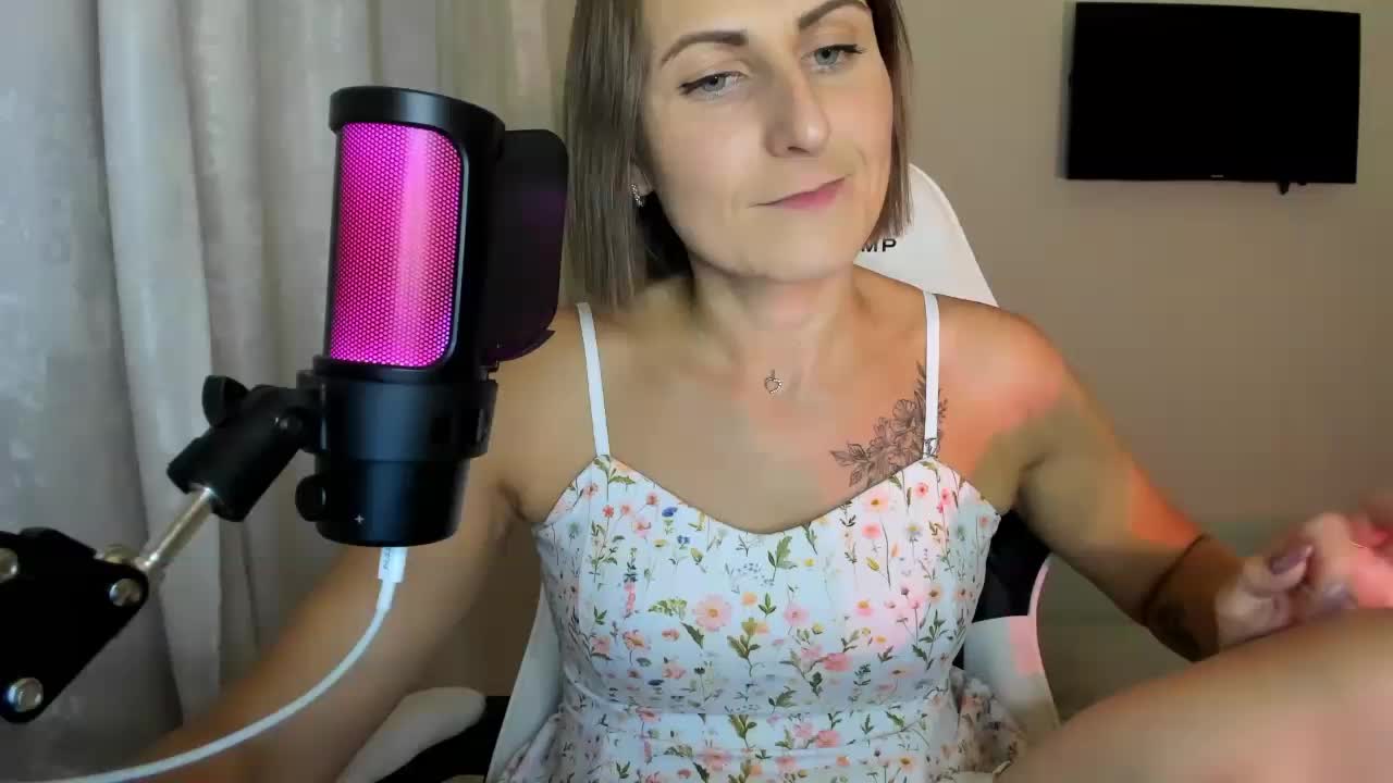 Kiza9 Cam Model Chat October 10, 2025