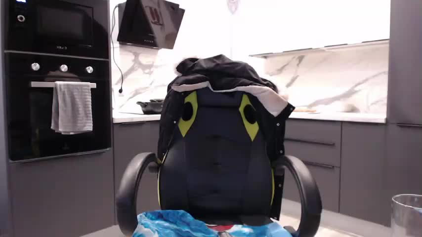 blondalina Cam Model Chat October 10, 2025