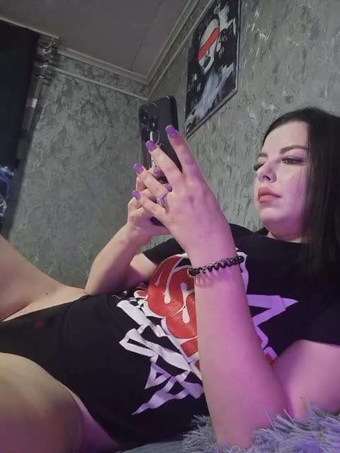 Nata17-1 Cam Model Chat October 10, 2025