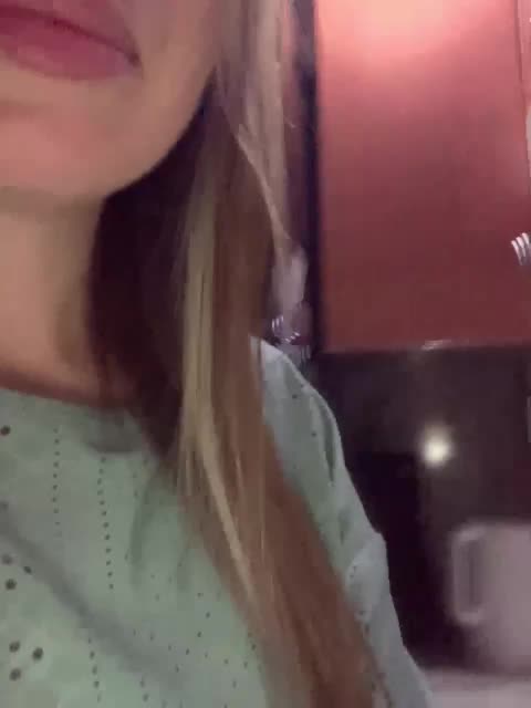 Polichkaaaa Cam Model Chat October 10, 2025