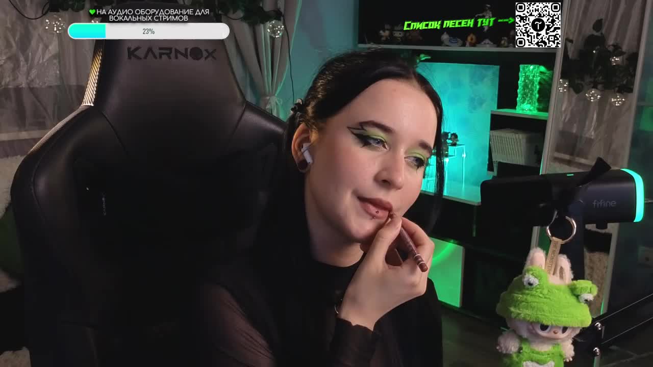 Kira_Li_Lime Cam Model Chat October 10, 2025