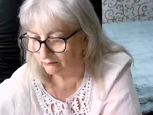 LolkaAlyss Cam Model Chat October 10, 2025