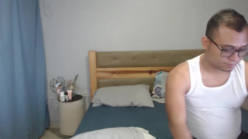 couplesex_ve Cam Model Chat October 10, 2025