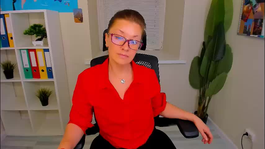 ana_mills Cam Model Chat October 11, 2025