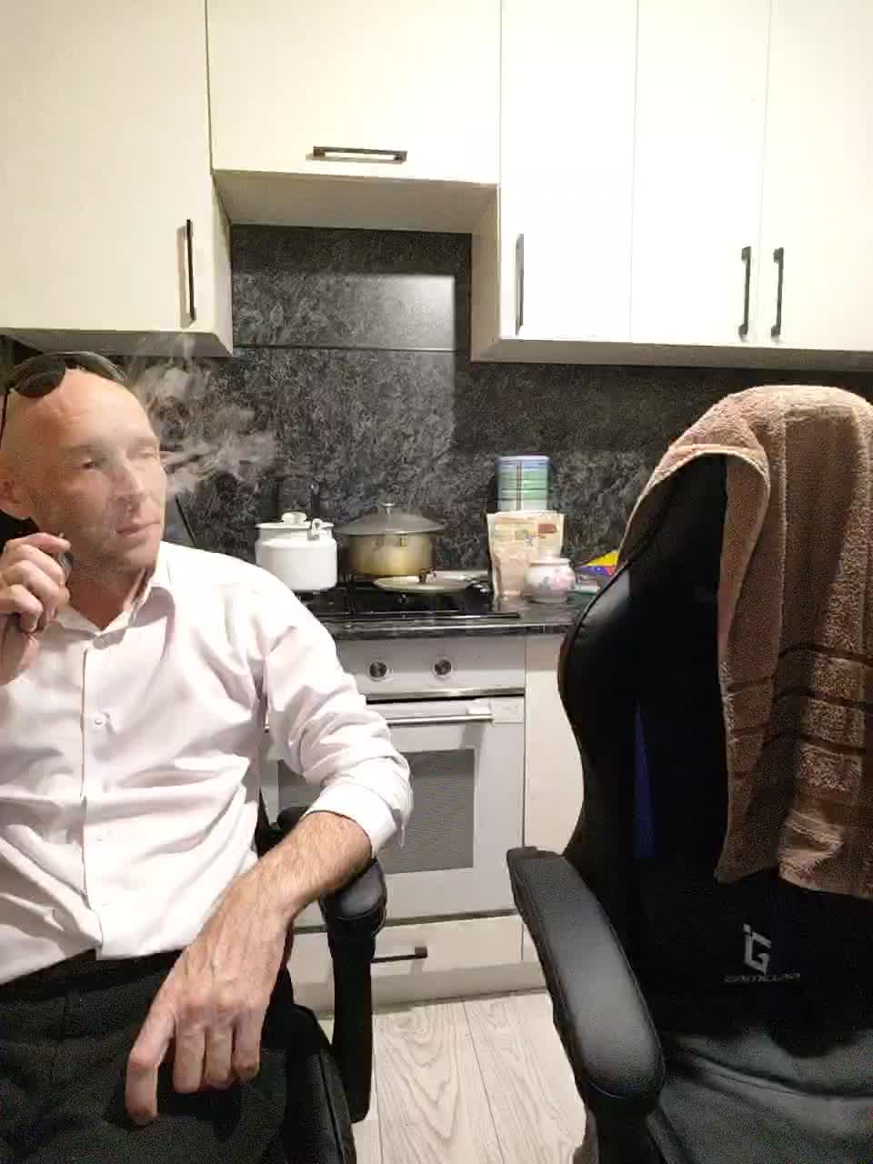 Innokentiy449 Cam Model Chat October 11, 2025