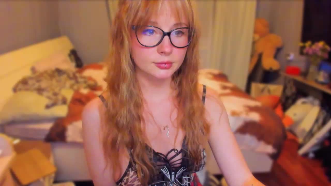 konopushka Cam Model Chat October 11, 2025