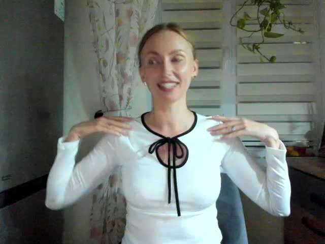 EvaXlove69 Cam Model Chat October 11, 2025