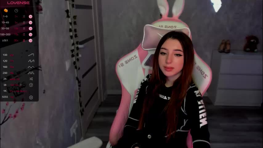 pollyhill1 Cam Model Chat October 11, 2025