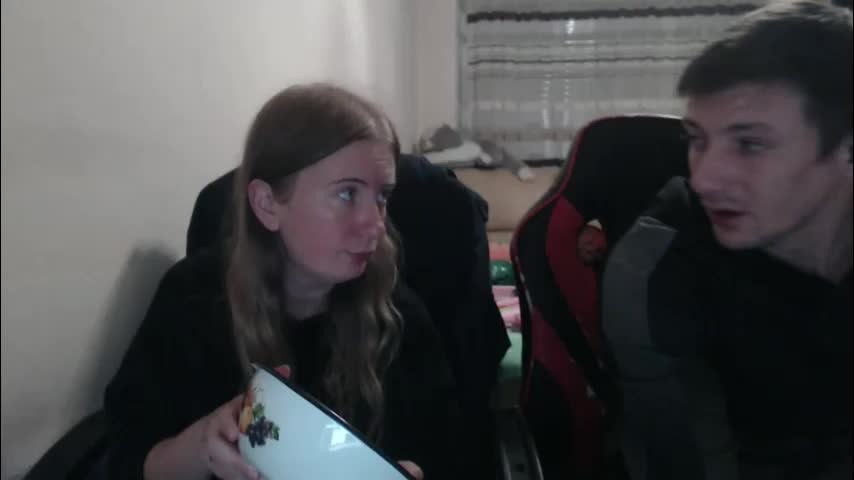 jenisandpeter Cam Model Chat October 11, 2025