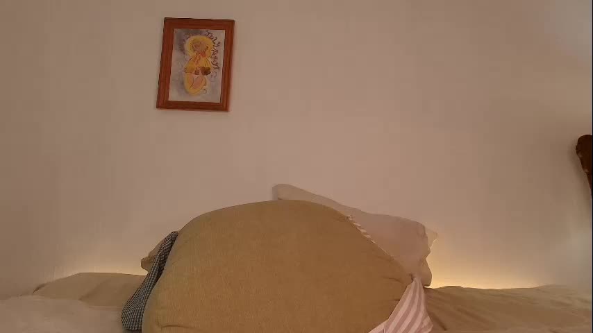 jsmine_ Cam Model Chat October 11, 2025