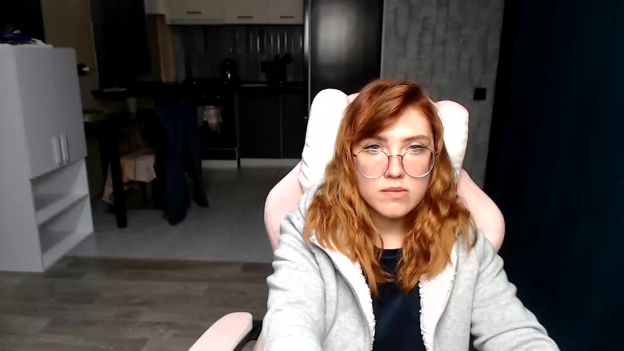 Regimasmile Cam Model Chat October 11, 2025