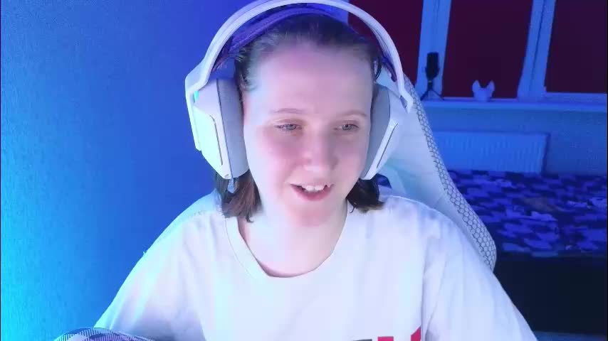 moon_avengers Cam Model Chat October 11, 2025