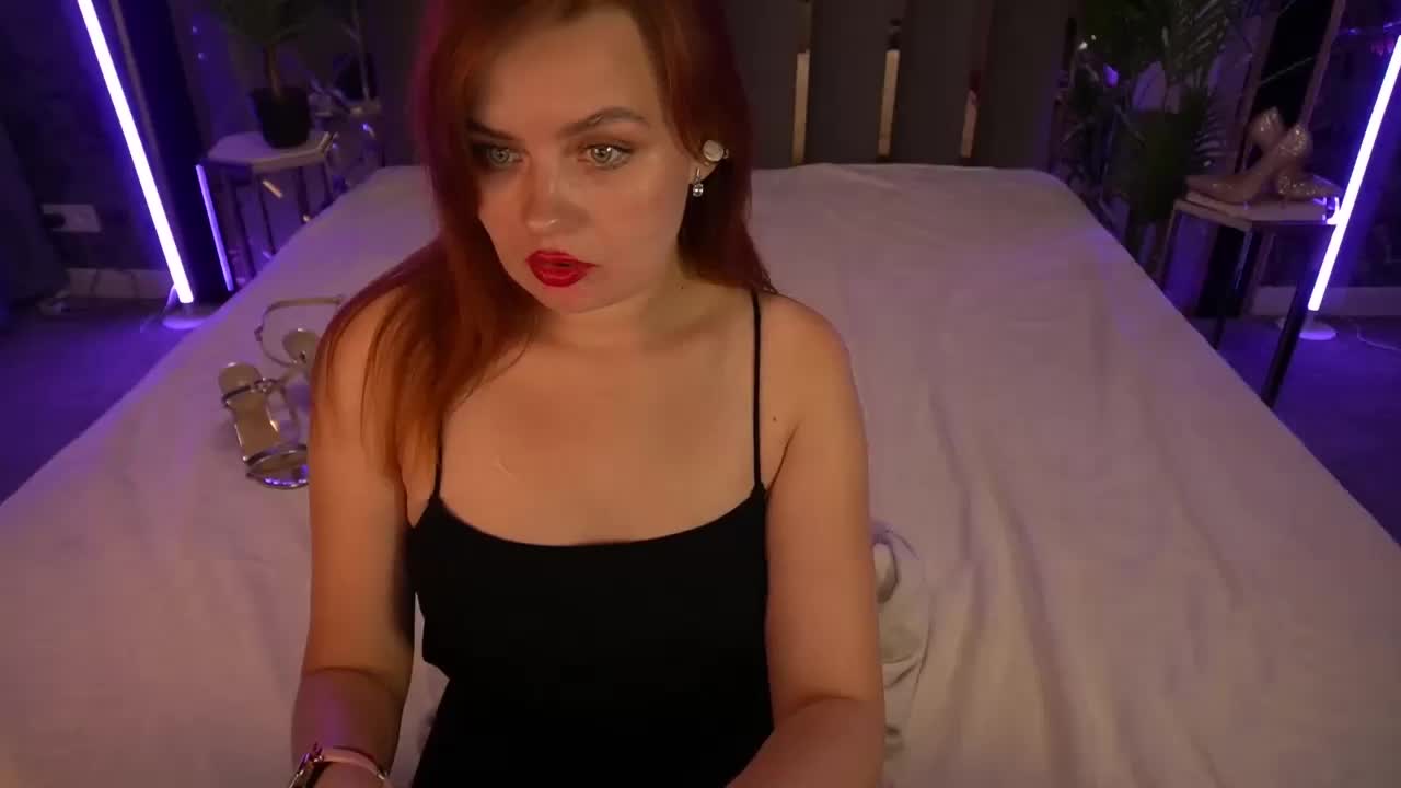 RedDoll Cam Model Chat October 11, 2025