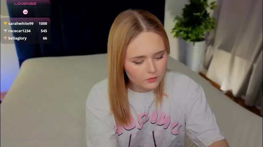 nanami_v02 Cam Model Chat October 11, 2025