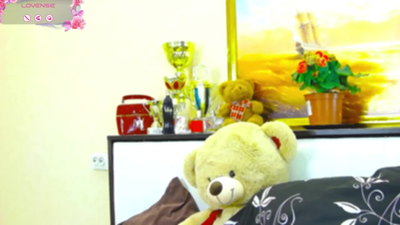 LoveLove_me Cam Model Chat October 11, 2025