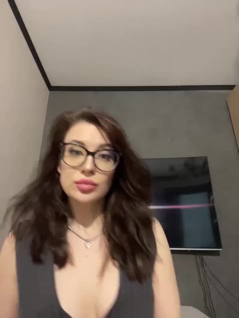 Azilanomi Cam Model Chat October 11, 2025