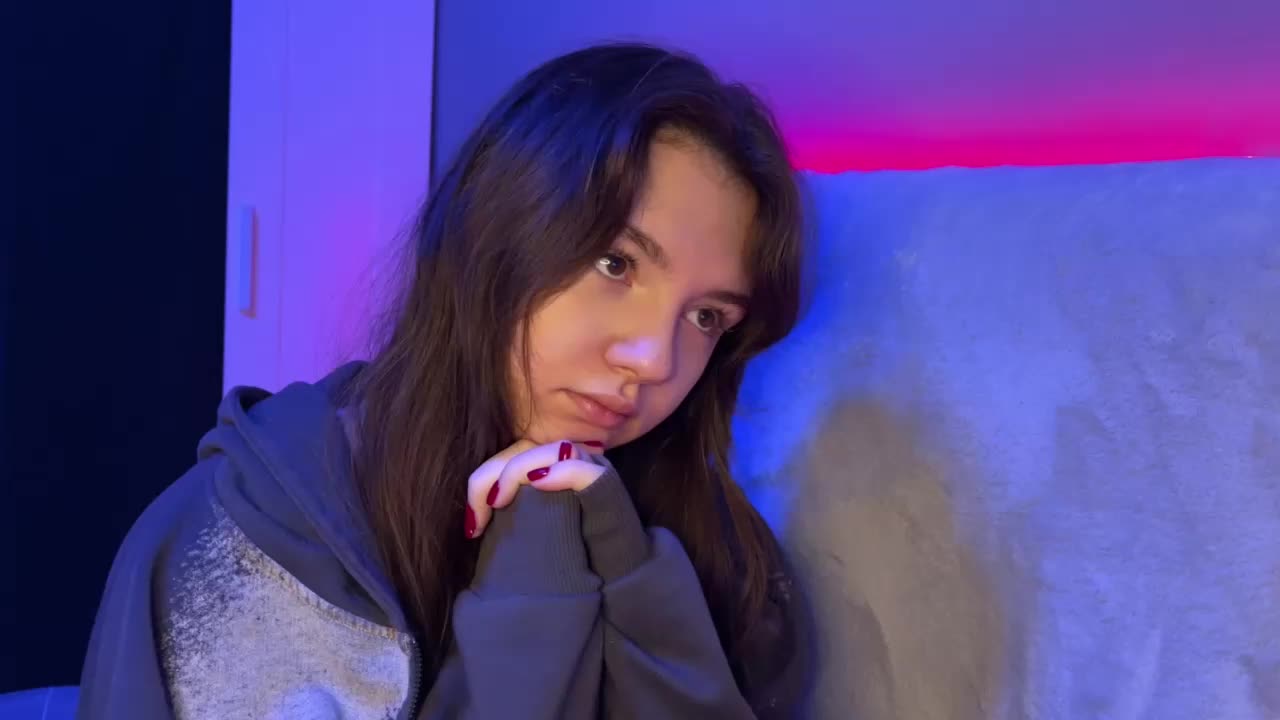 AlisaRichGold Cam Model Chat October 11, 2025