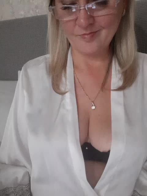 SexiestJess45 Cam Model Chat October 11, 2025